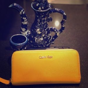 Calvin Klein wallet (yellow)